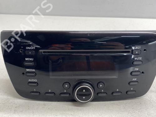 Bilradio FIAT DOBLO Cargo (263_) 1.6 D Multijet (263WXD1B, 263WXR1B, 263WXX1B, 263ZXD1B,... (105 hp) 32337397