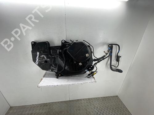 adblue-tank-renault-megane-iv-hatchback-b9amn_-2015-40526536 main image