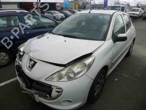 Left mirror PEUGEOT 206+ (2L_, 2M_) 1.4 HDi eco 70 | BP22855340C26