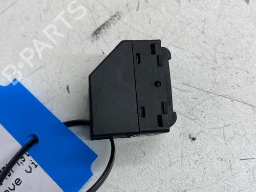 Right rear window switch VW PASSAT B5.5 (3B3) 1.9 TDI | BP36763571I28 - Image 2