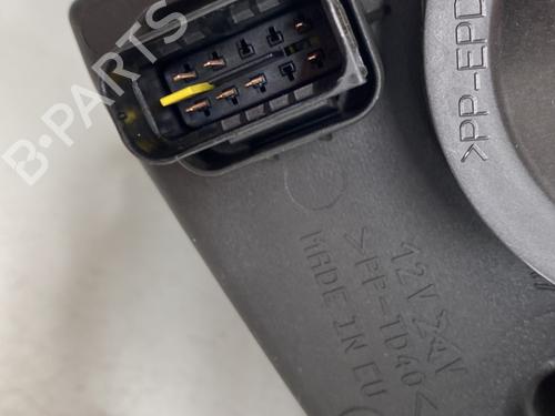 Right headlight PEUGEOT 2008 I (CU_) 1.6 BlueHDi 120 | BP32204318C29