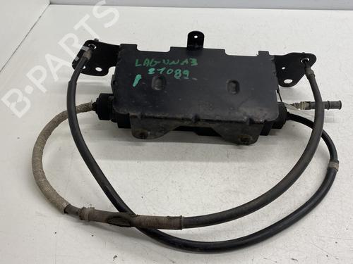 Used Electric handbrake RENAULT LAGUNA III (BT0/1) 2.0 dCi (BT07, BT0J, BT14, BT1A, BT1S) (131 hp) 32490843