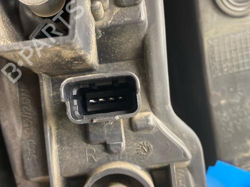 Used Right taillight Right taillight 38032359 38032359