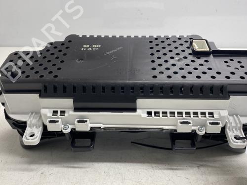 Used Instrument cluster VOLVO V40 Cross Country (526) D2 (120 hp) 26388468