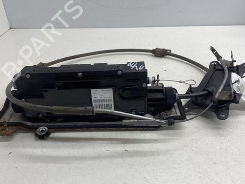 Elektrisk parkeringsbremse RENAULT KOLEOS I (HY_) 2.0 dCi 4x4 (HY0K) (150 hp) 27819080