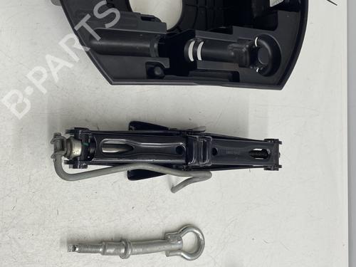 Used Jack Kit Jack Kit PEUGEOT 208 I (CA_, CC_) 1.4 HDi (68 hp) 27316653 27316653