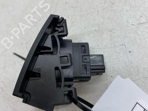 Used Warning switch Warning switch BMW 1 (F21) 116 d (116 hp) 35957296 35957296