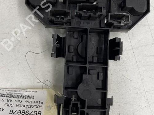 Used Lamp holder Lamp holder VW GOLF IV (1J1) 1.4 16V (75 hp) 22863090 22863090