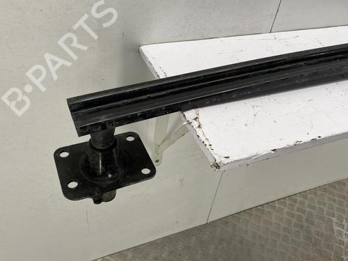 Used Front bumper reinforcement Front bumper reinforcement 29605018 29605018