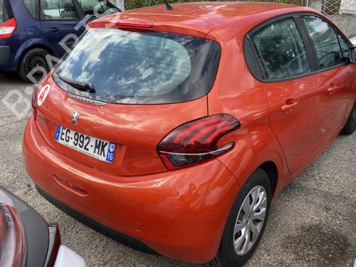Boîte à Fusibles PEUGEOT 208 I (CA_, CC_) 1.6 BlueHDi 100 | BP22860375E1 