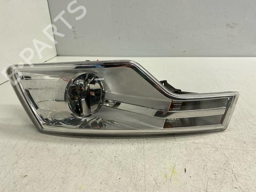 Used Left front fog light Left front fog light 38925974 38925974