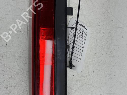 Used Third brake light PEUGEOT 3008 II SUV (MC_, MR_, MJ_, M4_) 1.2 THP/ PureTech 130 (MRHNSM, MRHNSU, MRHNSJ, MRHNYW,... (131 hp) 28168218