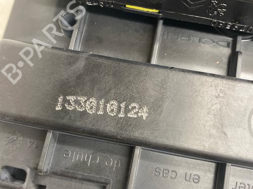 Used Fuse box Fuse box 39471956 39471956