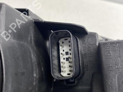 Used Left headlight Left headlight FORD KUGA II (DM2) 2.0 TDCi (150 hp) 31660816 31660816