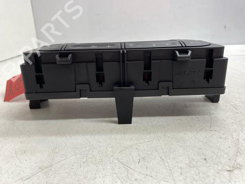 AC Styreenhet / Manøvreringsenhet AC Styreenhet / Manøvreringsenhet CITROËN C3 I (FC_, FN_) [2002-2013] 37472016 37472016