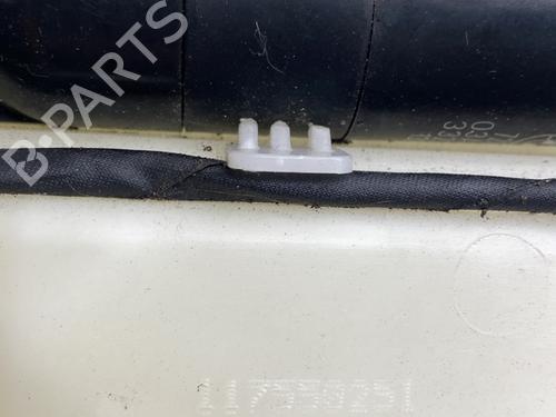 windscreen-washer-tank-bmw-5-touring-f11-2009-2010-2011-2012-2013-2014-2015-2016-2017-30848428 main image