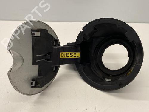 Fuel flap CITROËN C3 Picasso (SH_) 1.6 HDi | BP22851682C131
