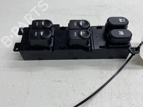 Switch HYUNDAI i30 (FD) 1.6 CRDi | BP23133243I30 