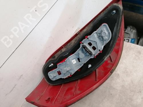 Used Right taillight Right taillight 22854213 22854213