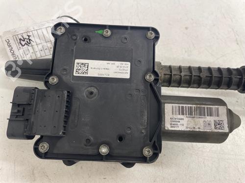 Used Electric handbrake Electric handbrake OPEL MERIVA B MPV (S10) 1.7 CDTI (75) (110 hp) 40422733 40422733