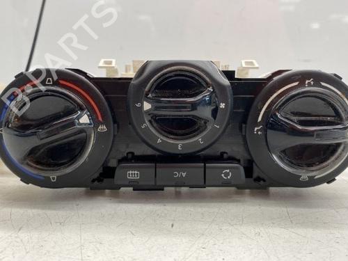 Climate control PEUGEOT 208 I (CA_, CC_) 1.2 VTI 82 | BP22861464I5 