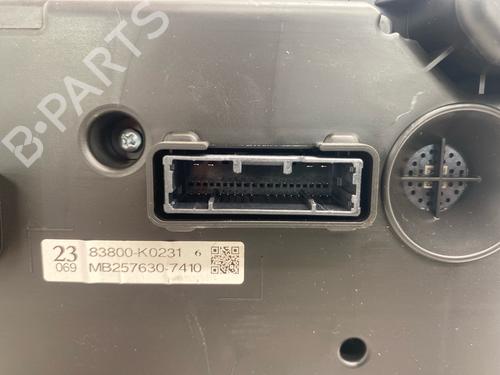 instrument-cluster-toyota-yaris-_p21_-_pa1_-_ph1_-2020-39662953 main image