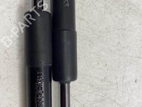 Used Tailgate lift support Tailgate lift support SUZUKI SWIFT IV (FZ, NZ) 1.6 (AZG416, AZH416, RS416, ZC32S, ZA32S) (136 hp) 28015684 28015684