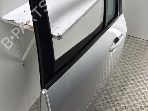 Used Left rear door Left rear door 22859784 22859784