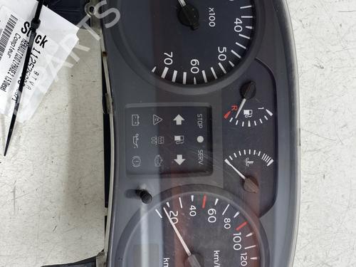 Instrument cluster RENAULT CLIO II (BB_, CB_) 1.5 dCi (B/CB07) 8200261119