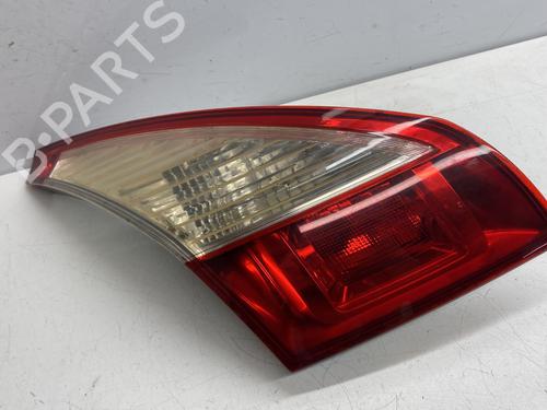 Achterlicht kofferdeksel achterklep links RENAULT MEGANE III Hatchback (BZ0/1_, B3_) 1.5 dCi (BZ09, BZ0D, BZ1W, BZ29, BZ14) (110 hp) 30873786