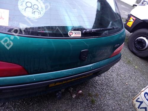 Front wiper motor PEUGEOT 106 II (1A_, 1C_) 1.5 D | BP24057613M29 