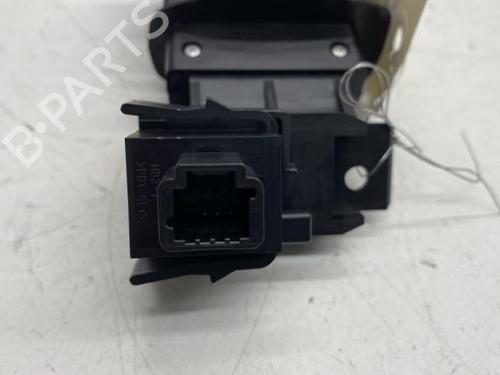 Used Switch RENAULT MEGANE III Hatchback (BZ0/1_, B3_) 1.5 dCi (BZ0C) (90 hp) 22849176