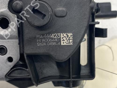 Front left lock PEUGEOT 2008 II (UD_, US_, UY_, UJ_, UR_, UC_) e-2008 (UKZKXZ) | BP22862106C98 