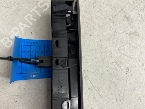 Left front window switch CITROËN C5 III Break (RW_) 1.6 HDi 115 | BP38925979I27 - Image 2