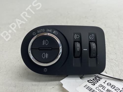 Used Headlight switch OPEL MERIVA B MPV (S10) 1.7 CDTI (75) (110 hp) 28691968