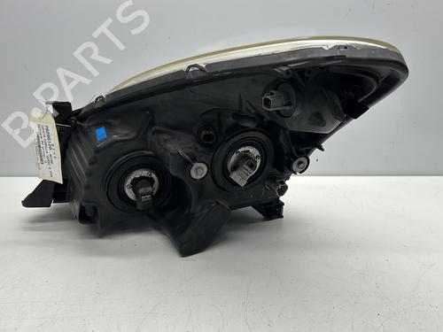 Used Right headlight Right headlight TOYOTA COROLLA Verso (ZER_, ZZE12_, R1_) 2.2 D-4D (AUR10_, AUR10R) (136 hp) 22856172 22856172