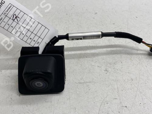 Used Camera Camera PEUGEOT 308 II (LB_, LP_, LW_, LH_, L3_) 1.6 BlueHDi 120 (120 hp) 30822671 30822671