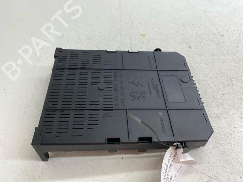 Used Fuse box Fuse box 37663291 37663291