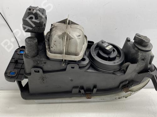 Right headlight ALFA ROMEO 166 (936_) 2.4 JTD (936A2B__) | BP32384279C29