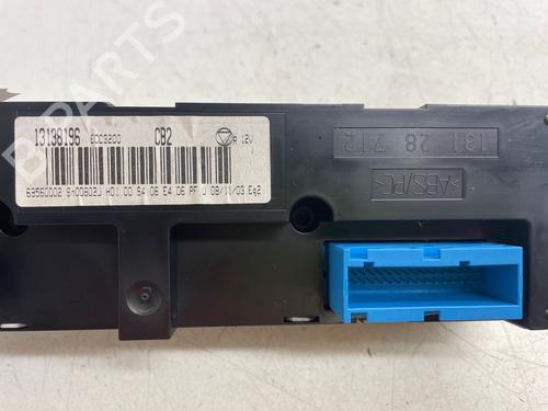 Used Climate control Climate control OPEL VECTRA C (Z02) 2.2 16V (F69) (147 hp) 40225021 40225021