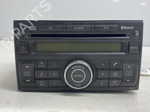 Used Radio NISSAN MICRA III (K12) 1.2 16V (80 hp) 25910452