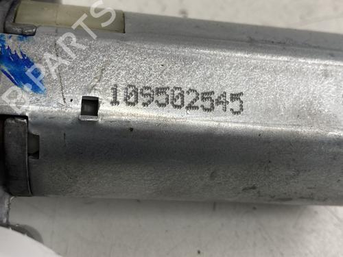 Used Rear wiper motor Rear wiper motor RENAULT TWINGO I (C06_) [1993-2012] 34148937 34148937