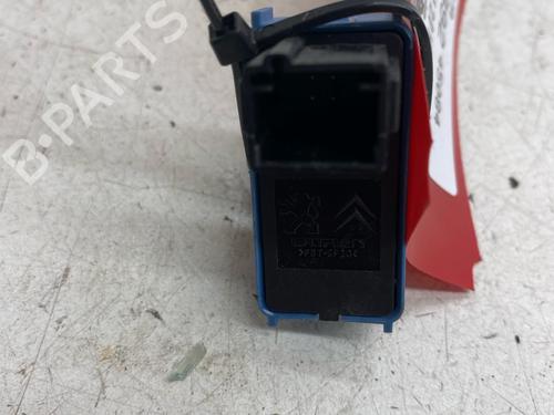 Right front window switch PEUGEOT 5008 (0U_, 0E_) 2.0 HDi 150 / BlueHDi 150 | BP38332205I26 - Image 3
