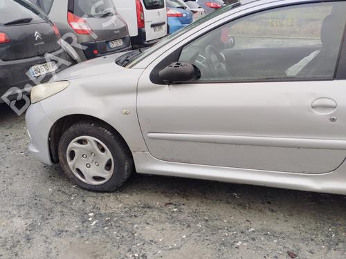 Fuse box PEUGEOT 206+ (2L_, 2M_) 1.4 HDi eco 70 | BP36802257E1 - Image 9