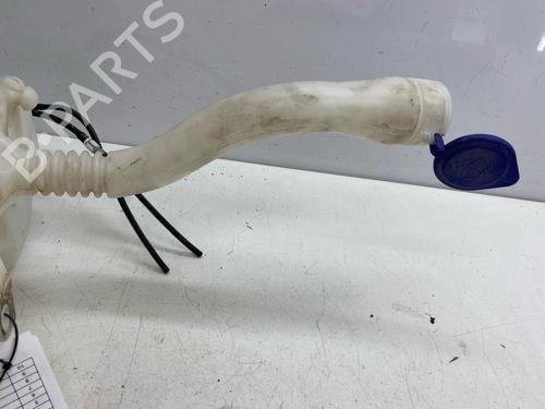 Used Windscreen washer tank Windscreen washer tank 38332211 38332211