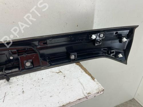 Used Rear center light Rear center light 39165704 39165704