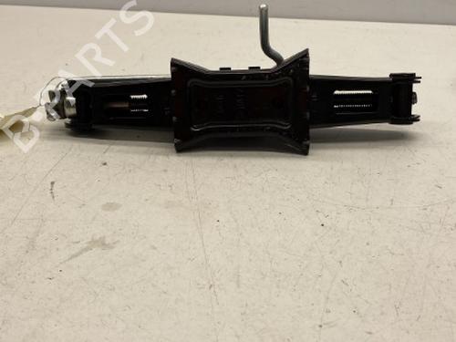 Used Jack Kit Jack Kit RENAULT CLIO IV (BH_) 1.2 TCe 120 (BHAU) (118 hp) 22861738 22861738