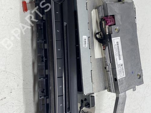 Used Radio BMW 5 Touring (F11) 530 d (258 hp) 30848411