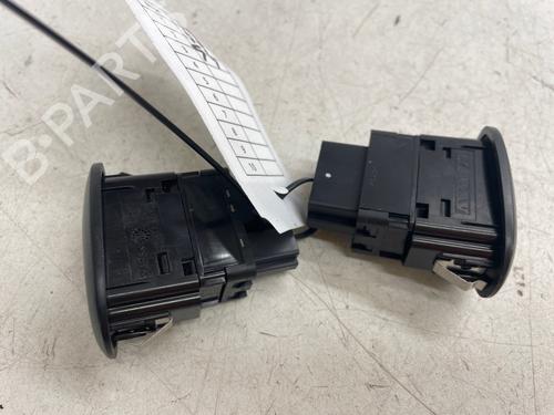 Left front window switch PEUGEOT 1007 (KM_) 1.4 HDi | BP40422772I27 - Image 2