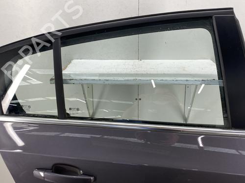 right-rear-door-chevrolet-cruze-hatchback-j305-2010-24233811 main image